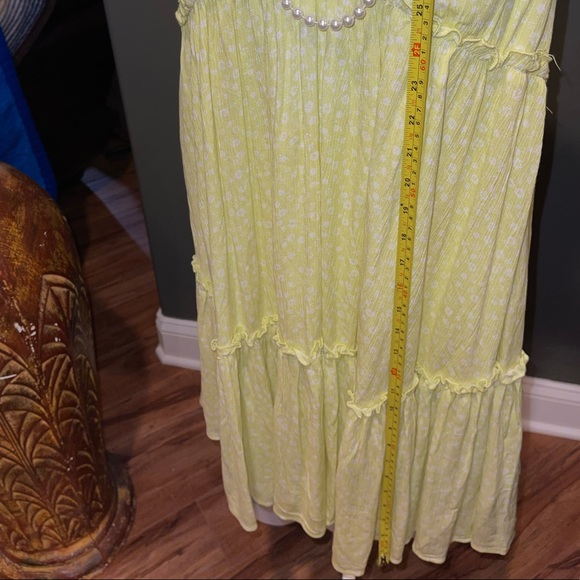 Summer dress - Picture 4 of 10